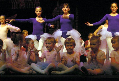Young ballerinas 2002